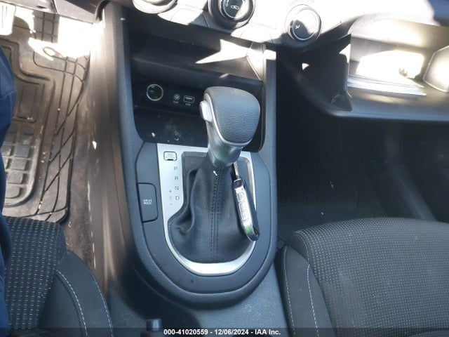 3KPF24AD3LE235792 KIA FORTE FE