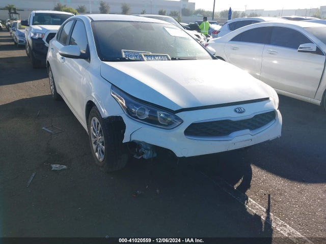 3KPF24AD3LE235792 KIA FORTE FE