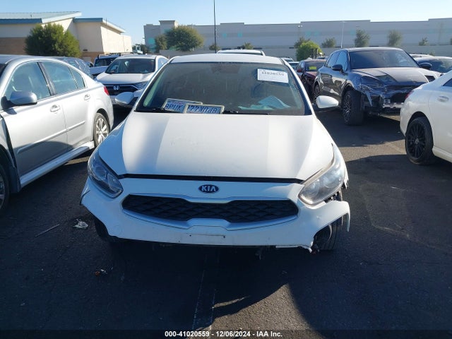3KPF24AD3LE235792 KIA FORTE FE