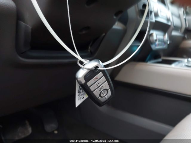 1FMJU1HT7MEA13555 Ford Expedition Xlt