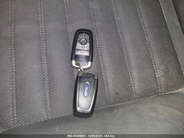 3FA6P0H7XHR171654 Ford FUSION SE