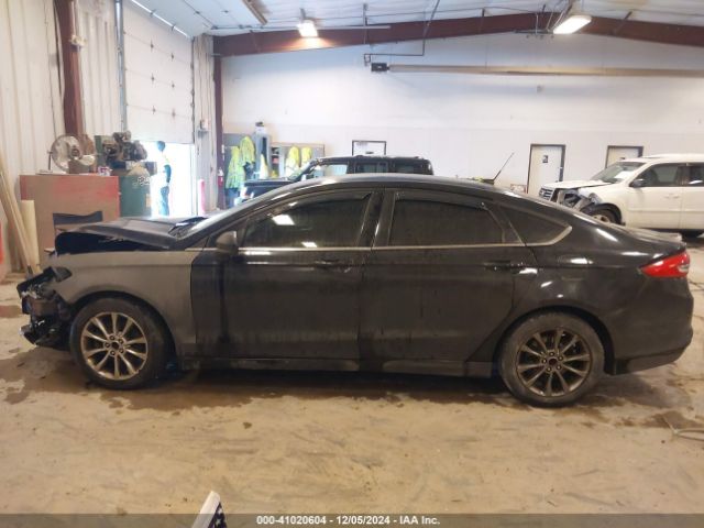 3FA6P0H7XHR171654 Ford FUSION SE