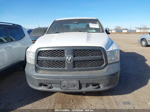 1C6RR7FT0KS629649 RAM 1500 Classic Tradesman  4x4 6'4 Box