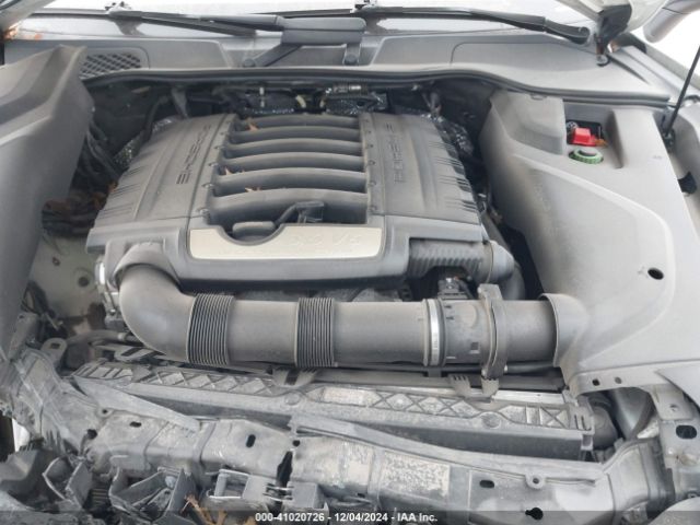 2016 PORSCHE CAYENNE WP1AA2A24GKA10735 Photo 9