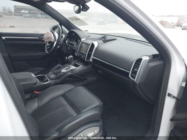 2016 PORSCHE CAYENNE WP1AA2A24GKA10735 Photo 4