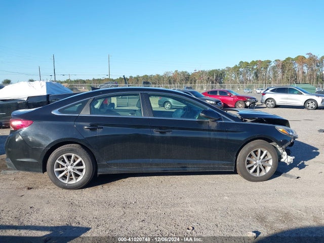 5NPE24AF8JH727658 Hyundai SONATA SE