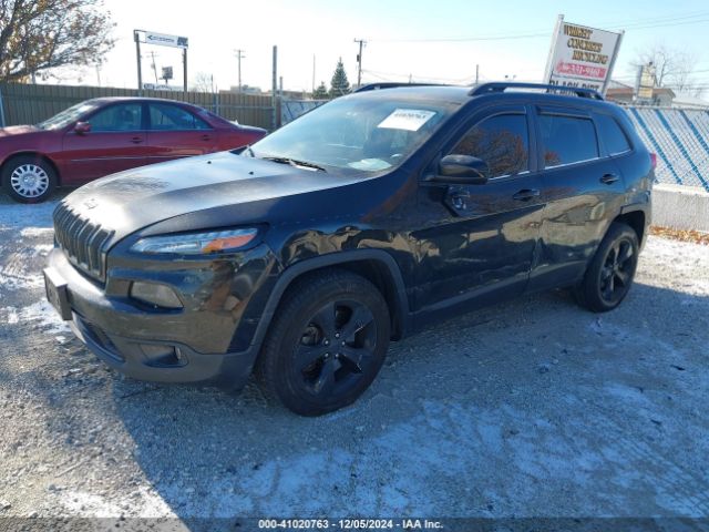 1C4PJMCS7GW114701 Jeep Cherokee Altitude
