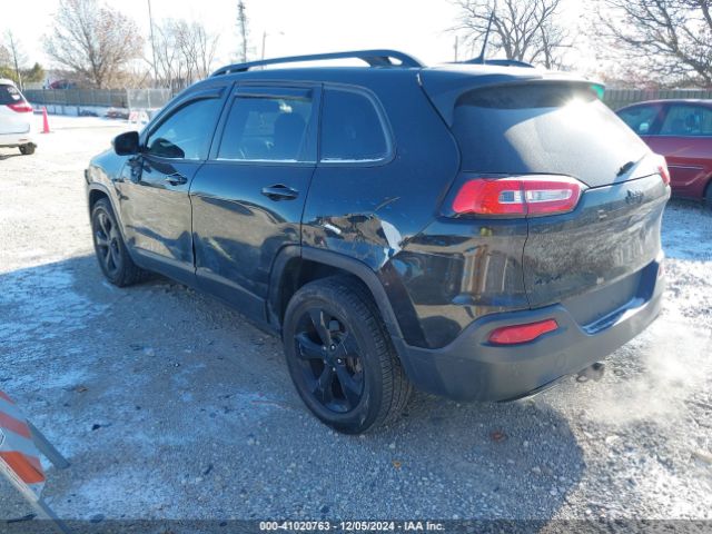 1C4PJMCS7GW114701 Jeep Cherokee Altitude
