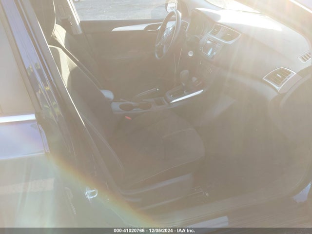 3N1AB7AP0JY279219 Nissan SENTRA S