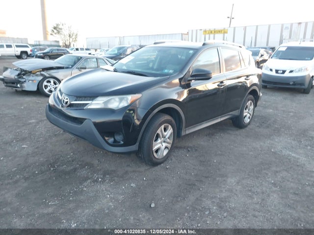 Toyota RAV4 LE 2014 2T3BFREV1EW141078 Image 2