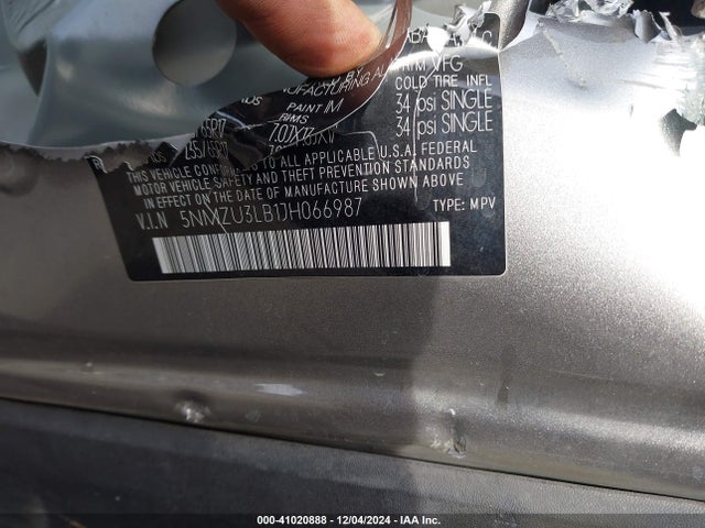 5NMZU3LB1JH066987 Hyundai Santa Fe Sport 2.4l