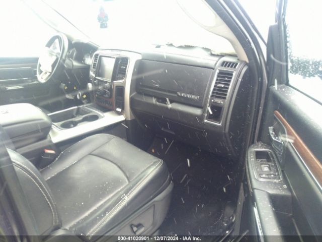 1C6RR7NT7HS800682 RAM 1500 Laramie  4x4 5'7 Box