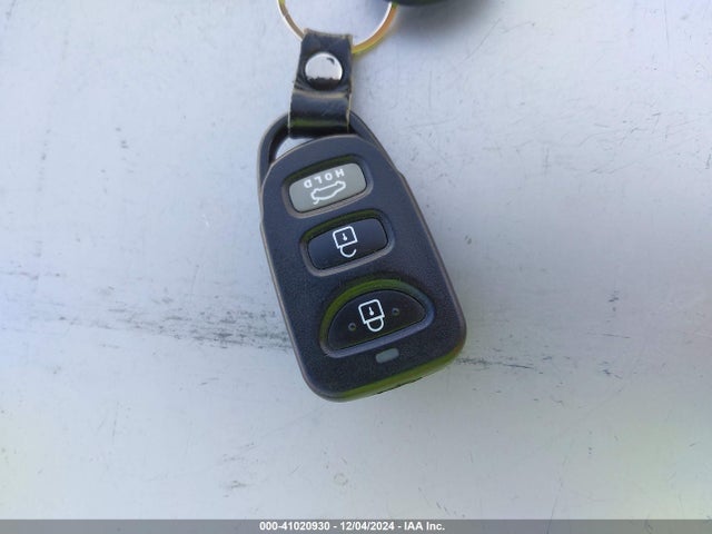 Hyundai ELANTRA SE 2017 5NPD74LFXHH190716 Image 11