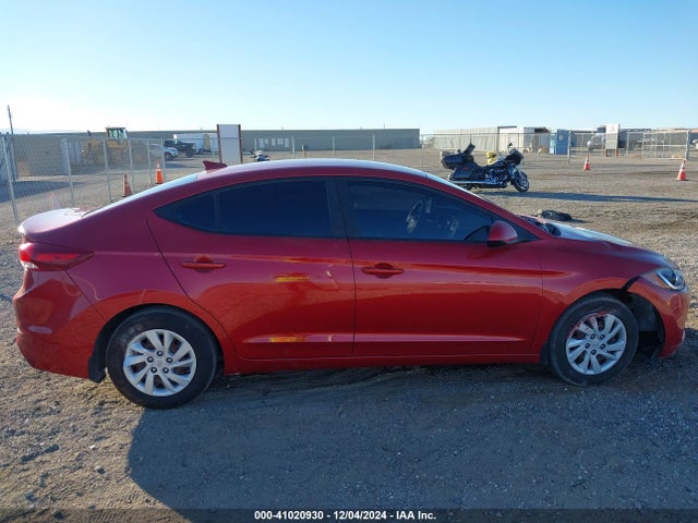Hyundai ELANTRA SE 2017 5NPD74LFXHH190716 Image 13