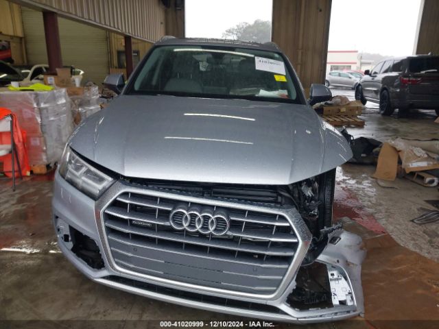 WA1BNAFY1J2224892 Audi Q5 2.0t Premium/2.0t Tech Premium