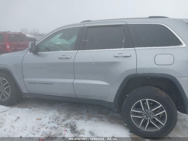 1C4RJFAGXLC366120 Jeep Grand Cherokee Laredo E 4x4