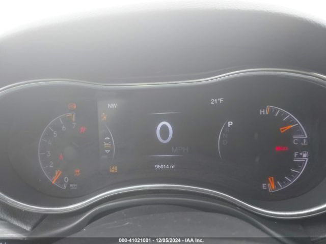 1C4RJFAGXLC366120 Jeep Grand Cherokee Laredo E 4x4