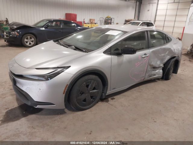 JTDADABU3P3001358 Toyota Prius Le Awd-e