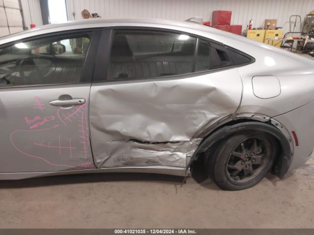 JTDADABU3P3001358 Toyota Prius Le Awd-e