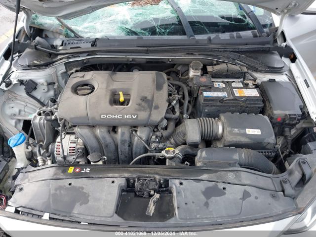 5NPD74LF7HH113236 Hyundai ELANTRA SE