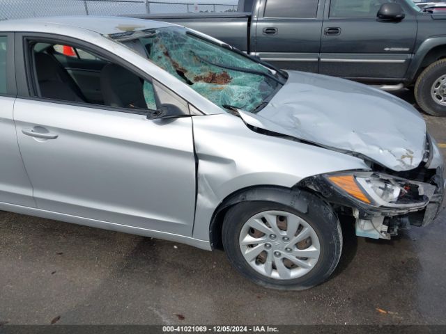 5NPD74LF7HH113236 Hyundai ELANTRA SE