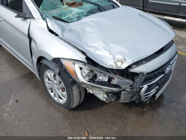 5NPD74LF7HH113236 Hyundai ELANTRA SE