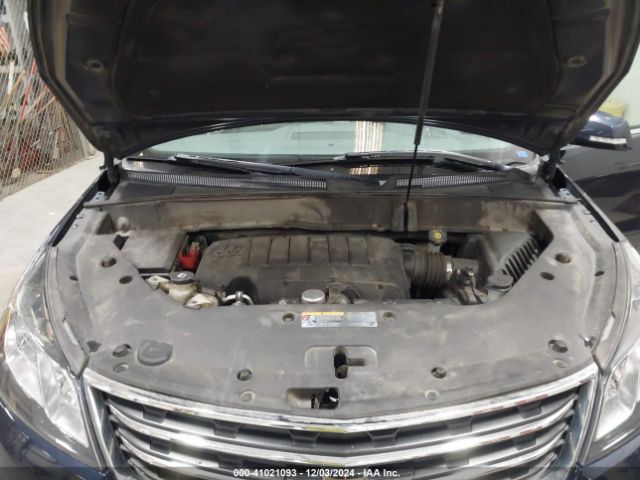 1GNKVHKD5HJ155567 Chevrolet Traverse 2lt