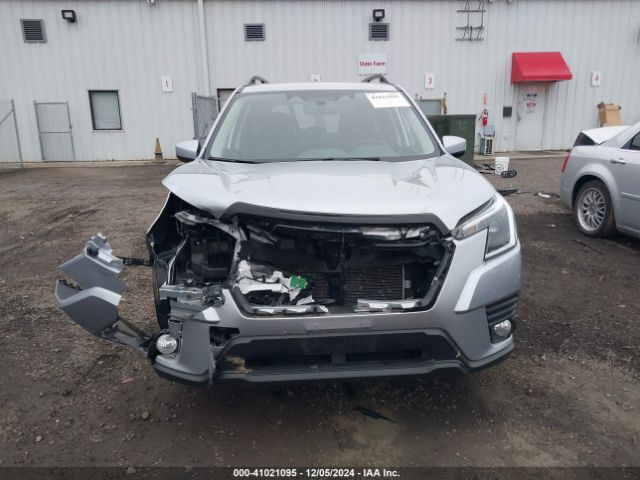 JF2SKAECXNH466072 Subaru Forester Premium