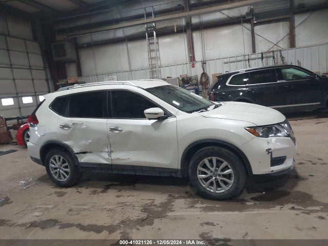 Nissan ROGUE SV 2017 KNMAT2MT4HP581162 Image 13