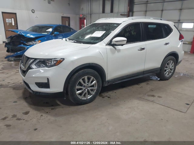 Nissan ROGUE SV 2017 KNMAT2MT4HP581162 Image 2