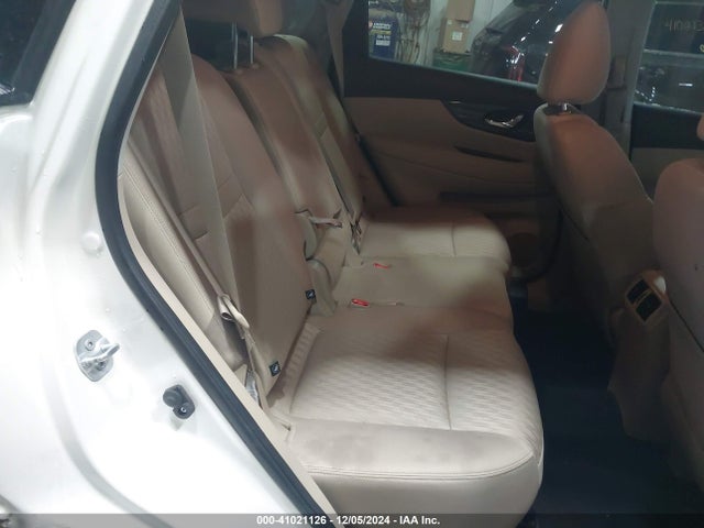 Nissan ROGUE SV 2017 KNMAT2MT4HP581162 Image 8