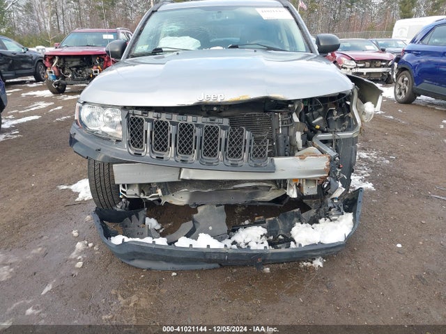 1C4NJDBB3GD746793 Jeep Compass Sport