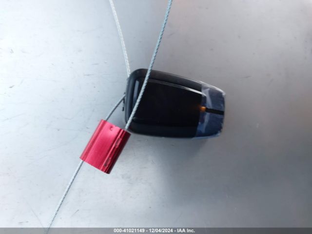 JTDKARFU3K3101278 Toyota Prius Le