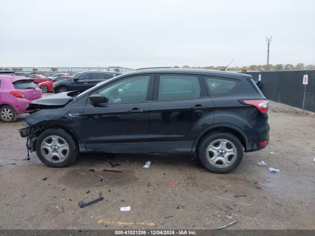 1FMCU0F79HUC89918 Ford ESCAPE S