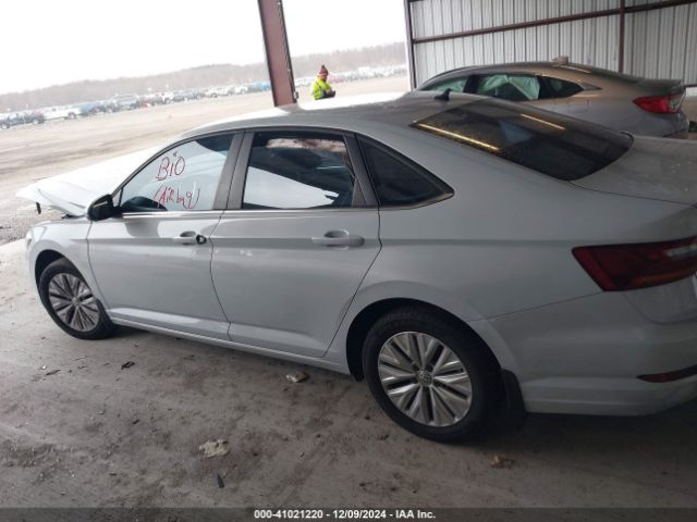 3VWC57BU1KM084933 Volkswagen Jetta