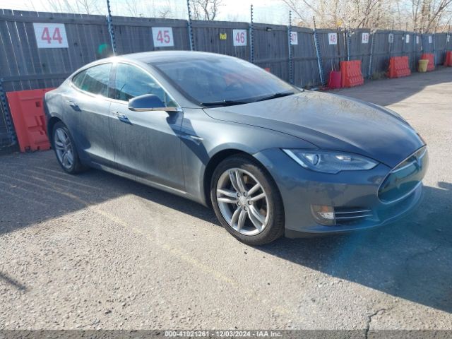 2013 TESLA MODEL S 5YJSA1CG9DFP27522