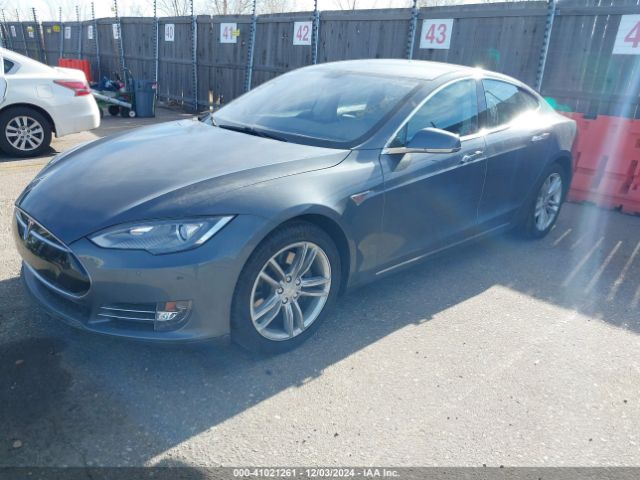 2013 TESLA MODEL S 5YJSA1CG9DFP27522 Photo 1