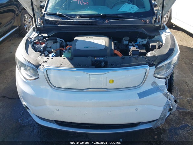 KNDJX3AE4H7020783 KIA Soul Ev +