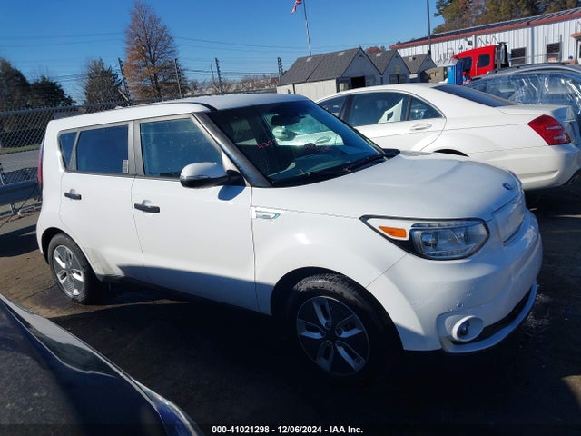 KNDJX3AE4H7020783 KIA Soul Ev +