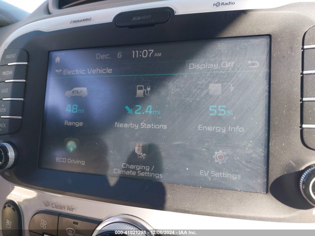 KNDJX3AE4H7020783 KIA Soul Ev +