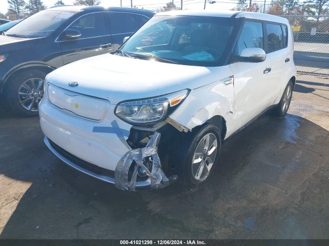 KNDJX3AE4H7020783 KIA Soul Ev +