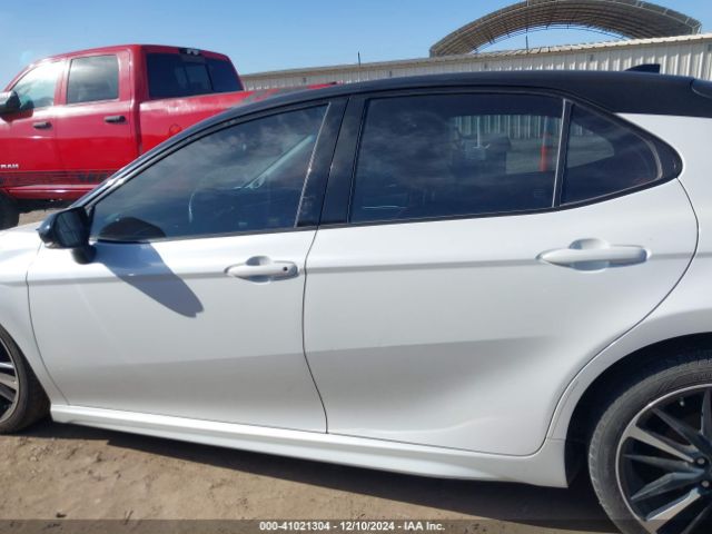 4T1BZ1HK2JU011050 Toyota Camry Xse V6