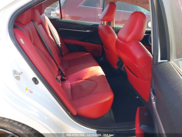 4T1BZ1HK2JU011050 Toyota Camry Xse V6
