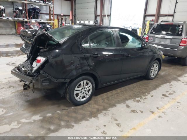 1G1JB5SH0J4109138 Chevrolet Sonic Ls Auto