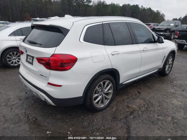 2019 BMW X3 5UXTR9C56KLP97143 Photo 1