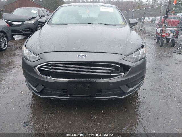 3FA6P0H79HR327683 Ford FUSION SE