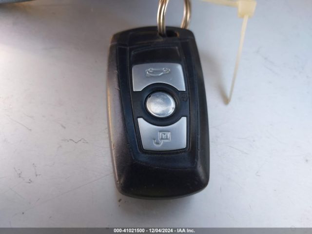 WBA3C1C58FK118258 BMW 328I