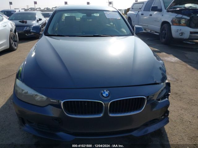 WBA3C1C58FK118258 BMW 328I