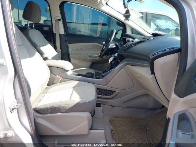 1FADP5AUXEL517717 Ford C-max Hybrid Se