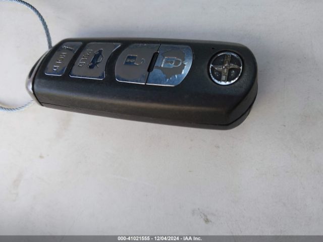 3MYDLBZV2GY100945 Scion IA